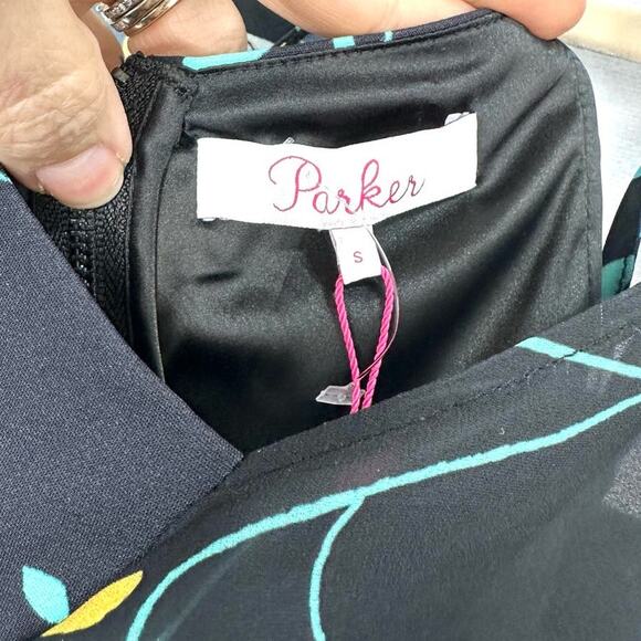 PARKER Jess Floral Print Sleeveless Top Blue Green Ruffle Blouse Size Small NWT - Picture 6 of 9